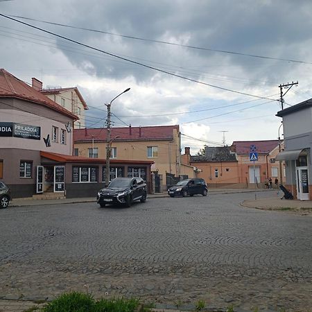 Apartments Domovik On Beregovskaya 3 Mukačevo Exteriér fotografie