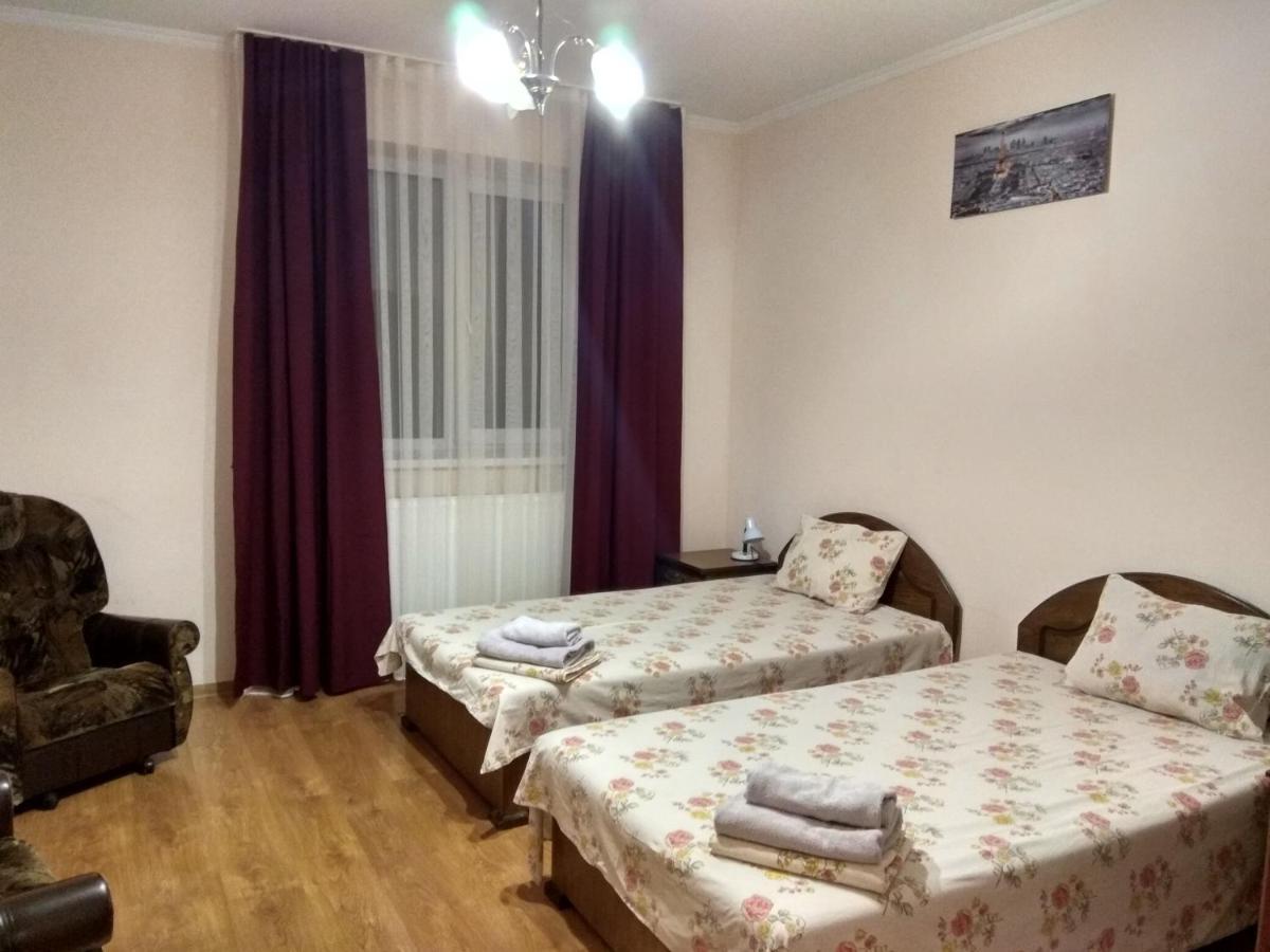Apartments Domovik On Beregovskaya 3 Mukačevo Exteriér fotografie