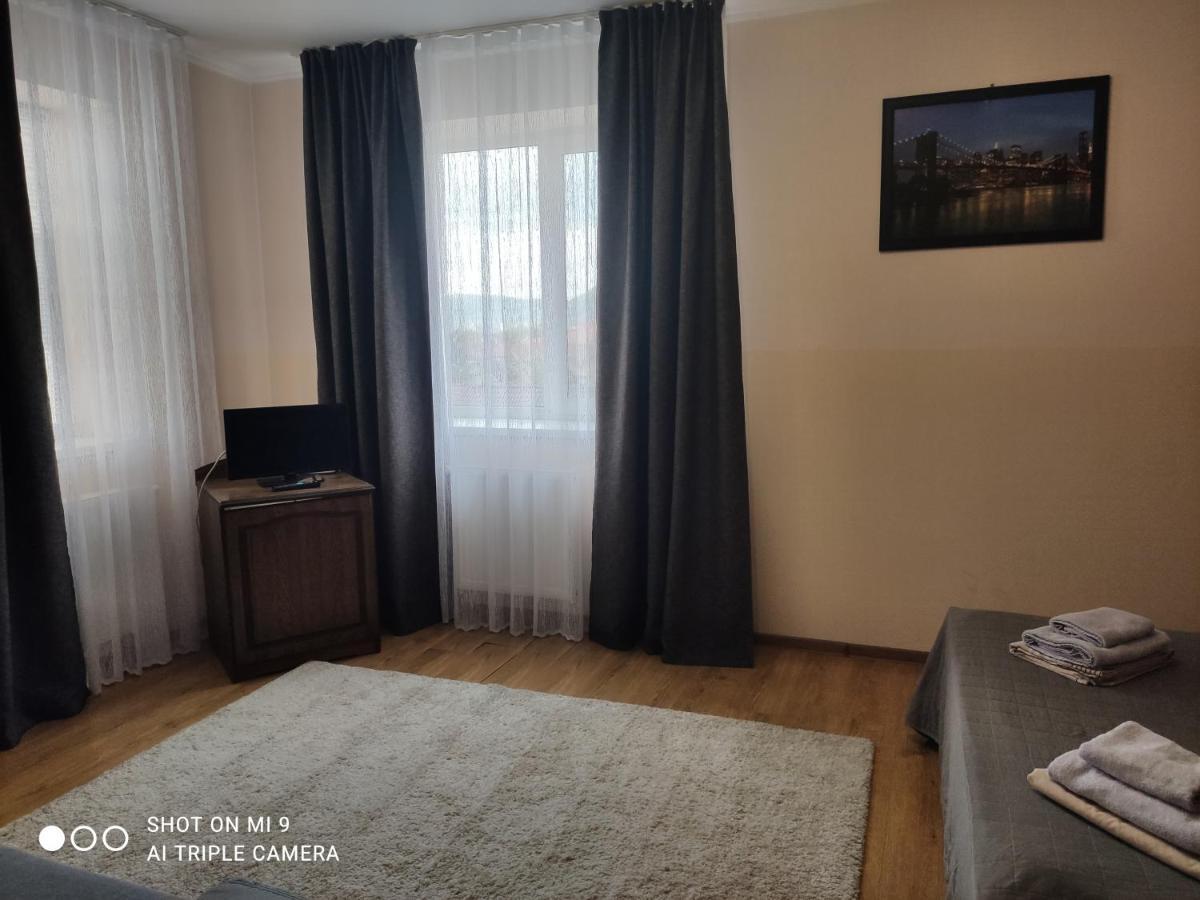 Apartments Domovik On Beregovskaya 3 Mukačevo Exteriér fotografie